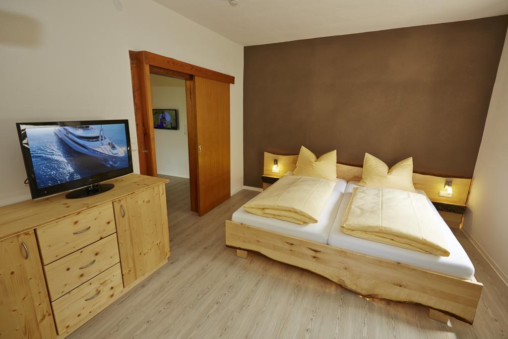 Apartmán Urlaubsreiterhof Trunk Igersheim Exteriér fotografie